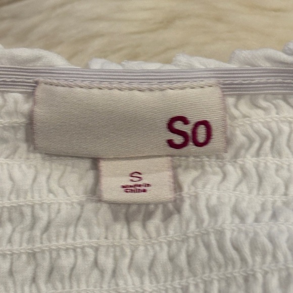 White Off-Shoulder Smocked Top | Size Small - Picture 4 of 4